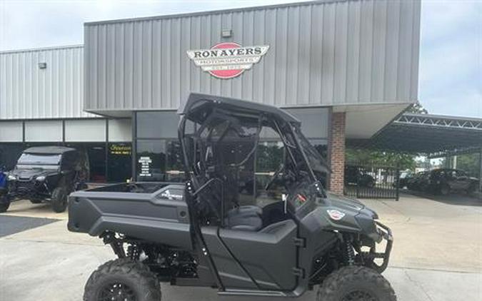 2025 Honda Pioneer 700 Deluxe