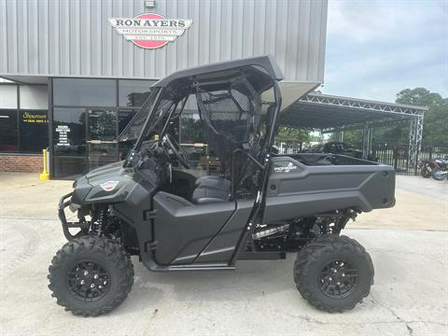 2025 Honda Pioneer 700 Deluxe