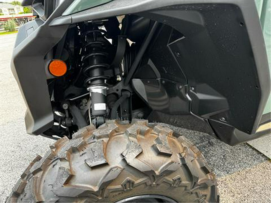 2023 Can-Am Commander DPS 700