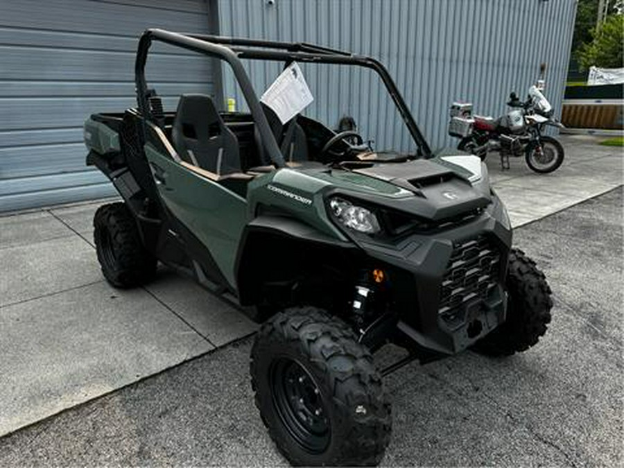 2023 Can-Am Commander DPS 700