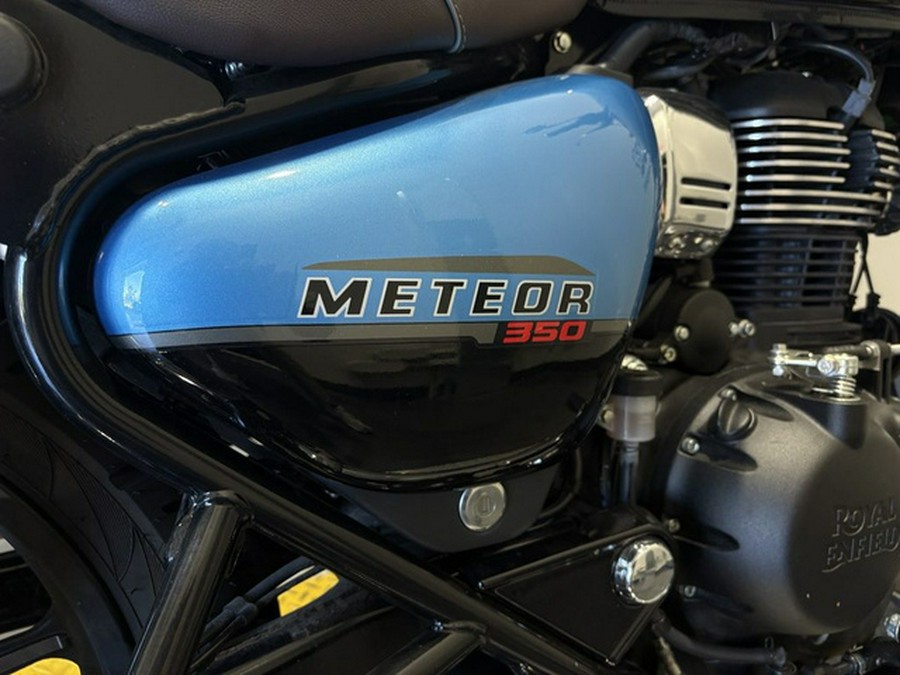 2022 Royal Enfield Meteor Supernova Blue