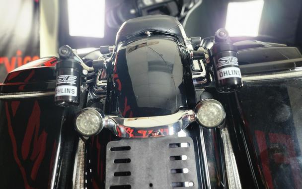 2014 HARLEY-DAVIDSON FLHXI - F611589