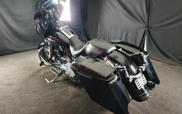2014 HARLEY-DAVIDSON FLHXI - F611589