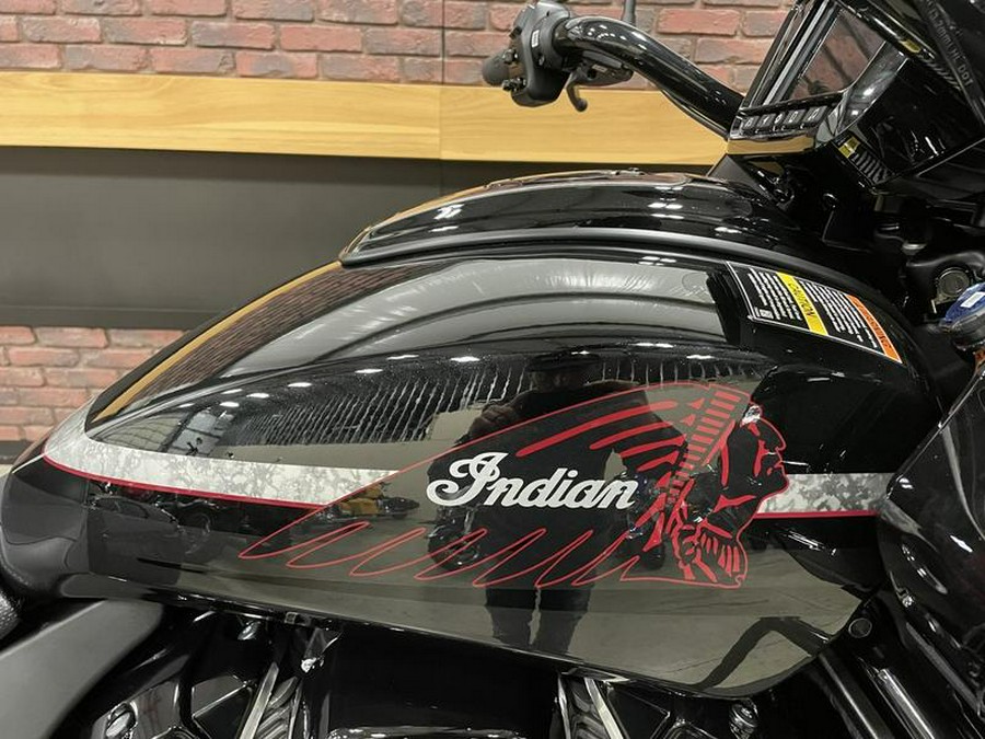 2024 Indian Motorcycle® Challenger® Elite Charcoal Candy/Black Candy