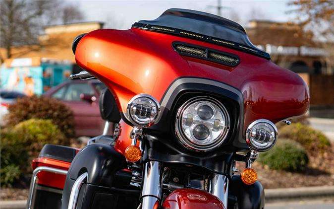 2018 Harley-Davidson CVO Street Glide