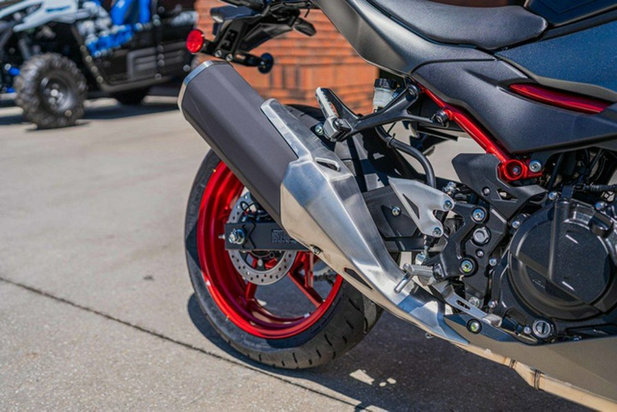 2025 Kawasaki Z500 SE ABS