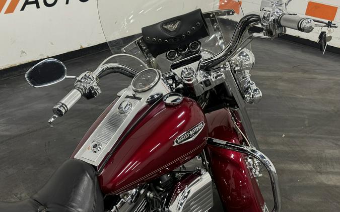 2004 HARLEY DAVIDSON ROAD KING CLASSIC