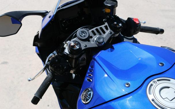 2026 YAMAHA YZFR9