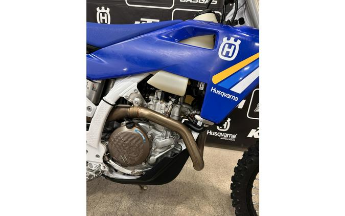 2025 FE 501S HERITAGE - Husqvarna Motorcycles