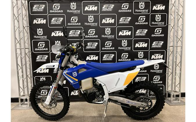 2025 FE 501S HERITAGE - Husqvarna Motorcycles