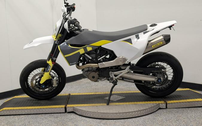 2020 Husqvarna 701 SUPERMOTO
