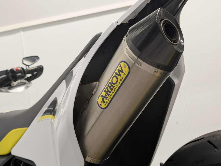 2020 Husqvarna 701 SUPERMOTO