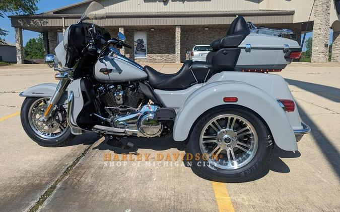 2024 Harley-Davidson® FLHTCUTG - Tri Glide® Ultra