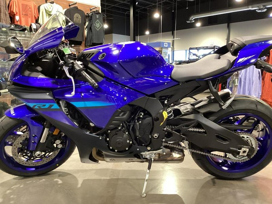 2024 Yamaha YZF-R1