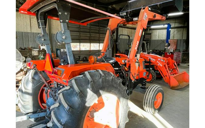 2004 Kubota M4900S