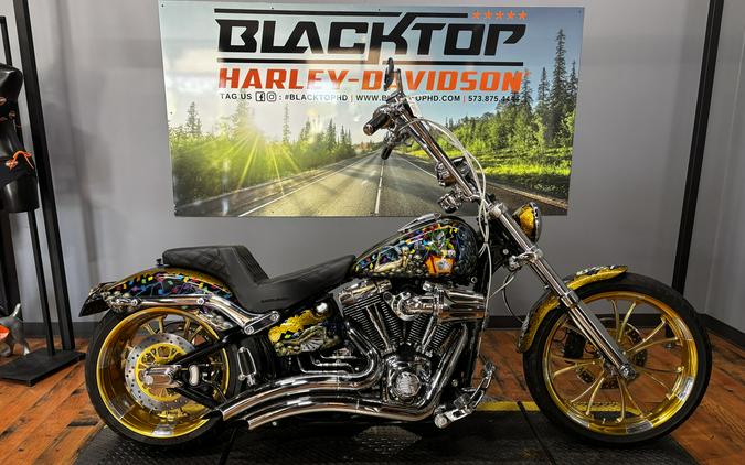 2014 Harley-Davidson® Breakout® BLACK/GOLD