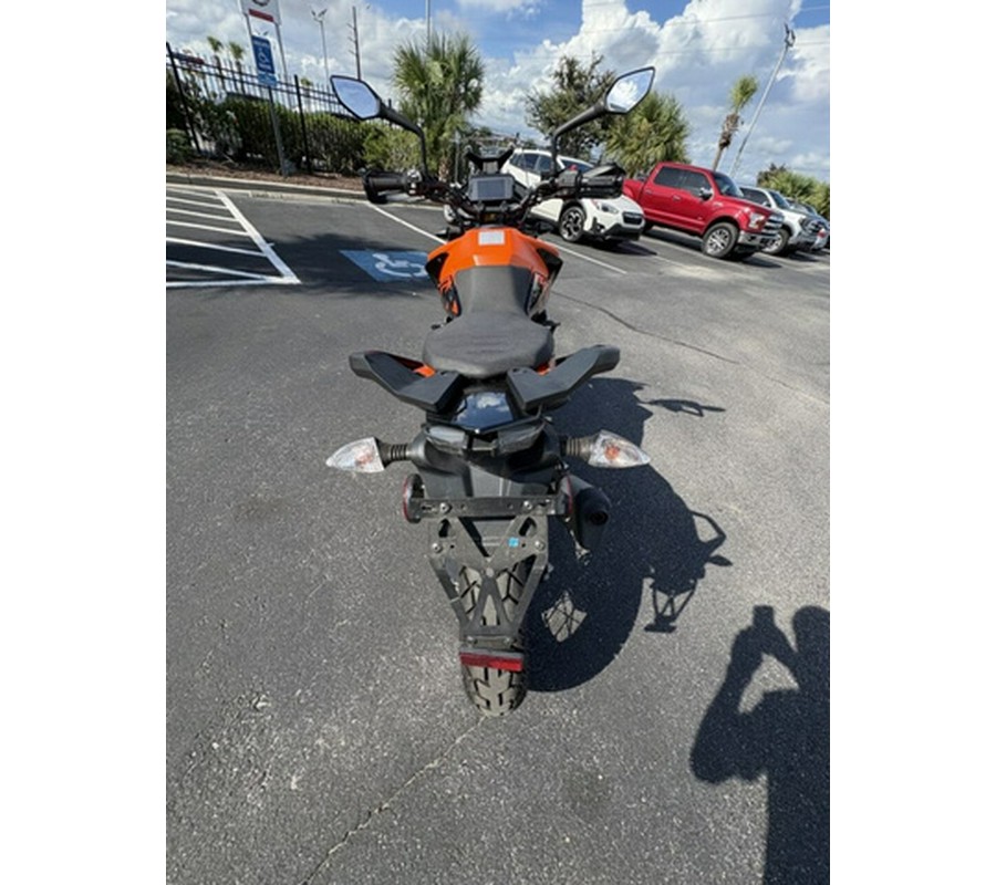 2023 KTM Adventure 390