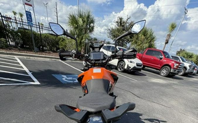 2023 KTM Adventure 390