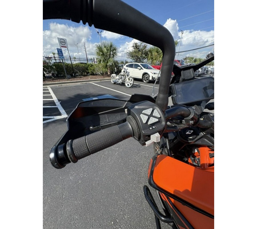 2023 KTM Adventure 390
