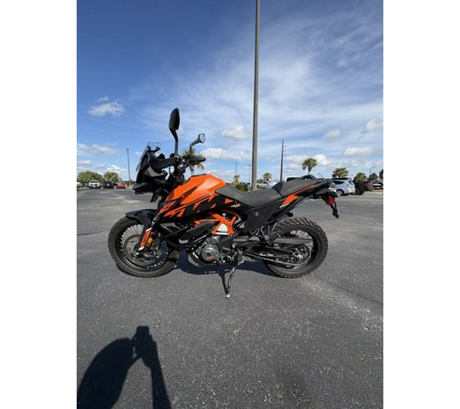 2023 KTM Adventure 390