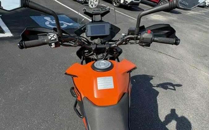 2023 KTM Adventure 390