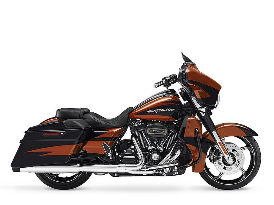 2017 Harley-Davidson® FLHXSE - CVO™ Street Glide®