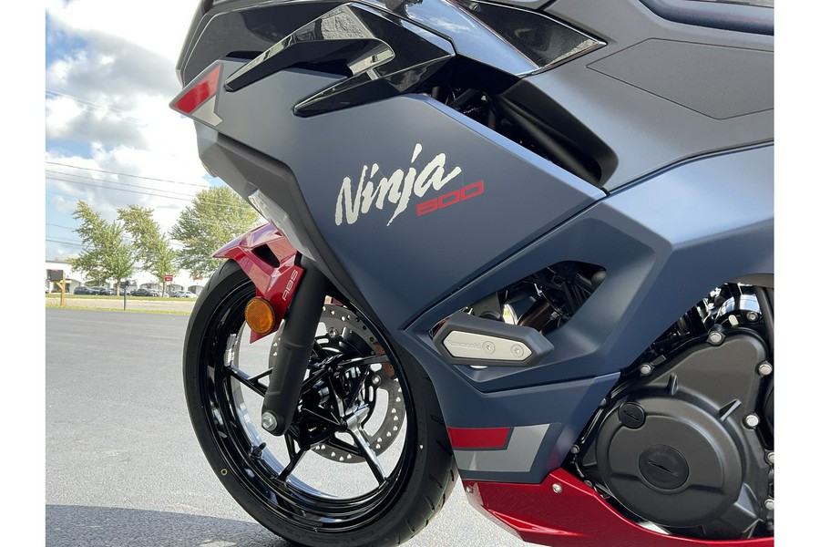 2026 Kawasaki Ninja® 500 SE ABS