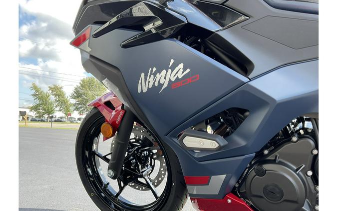 2026 Kawasaki Ninja® 500 SE ABS