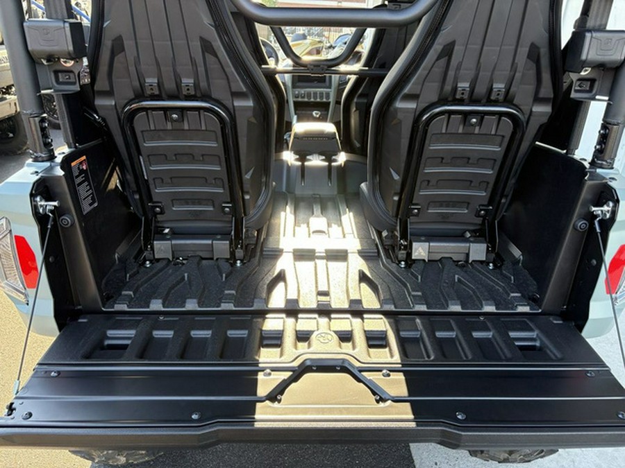 2026 Yamaha Wolverine Rmax4 1000 Compact Xt-R