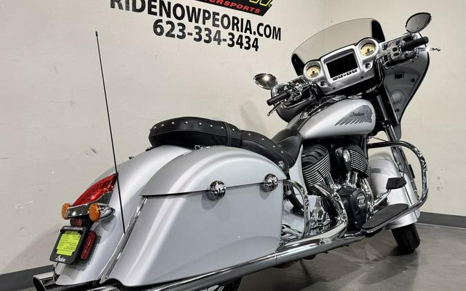 2018 Indian Motorcycle® Chieftain® Classic ABS Star Silver Smoke