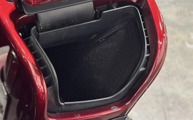 2015 HARLEY DAVIDSON ROAD GLIDE CVO