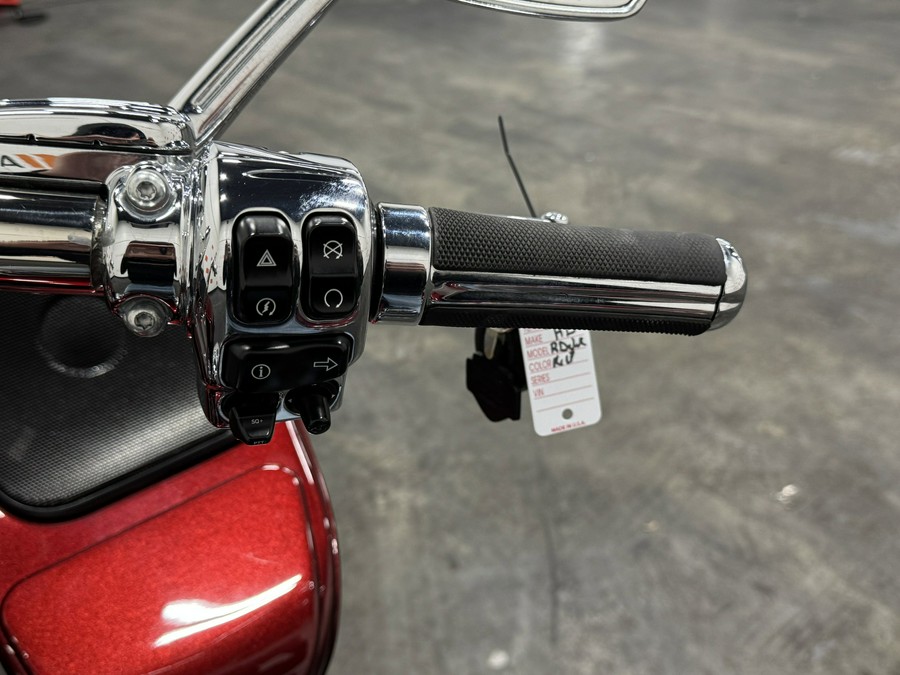 2015 HARLEY DAVIDSON ROAD GLIDE CVO