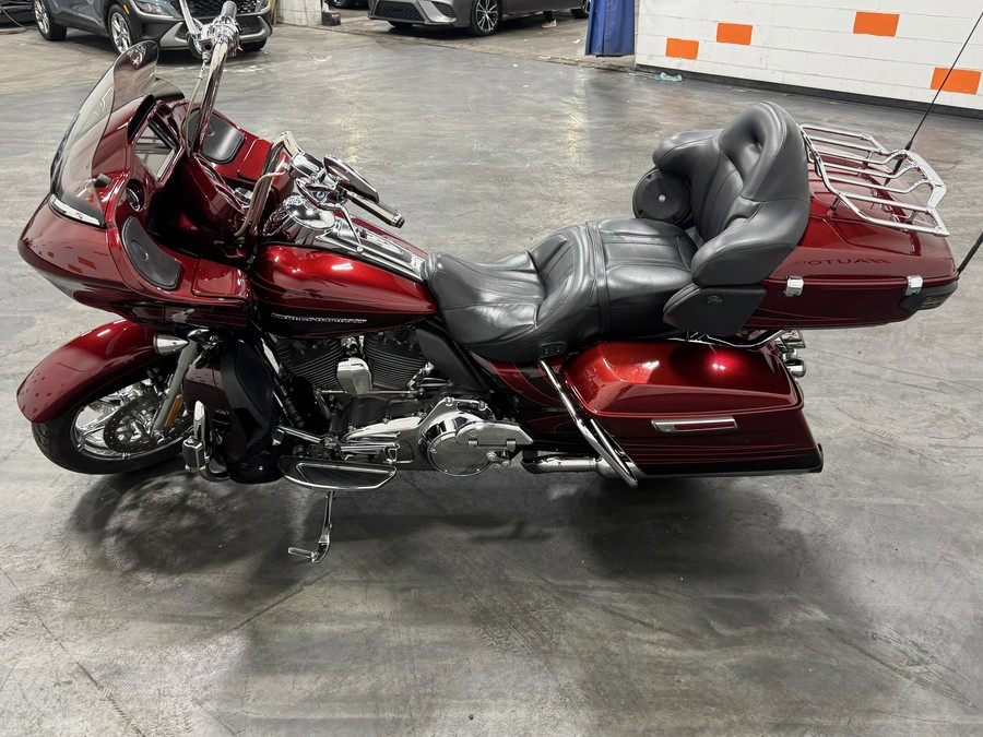 2015 HARLEY DAVIDSON ROAD GLIDE CVO