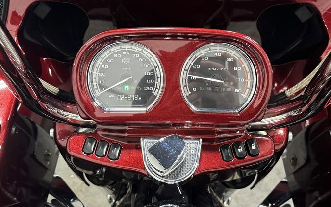 2015 HARLEY DAVIDSON ROAD GLIDE CVO