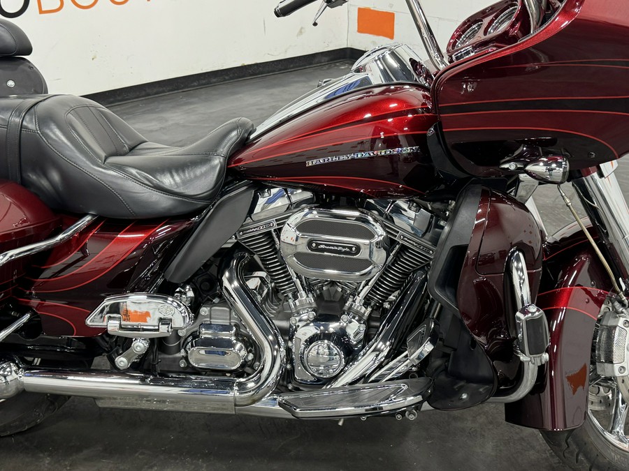 2015 HARLEY DAVIDSON ROAD GLIDE CVO
