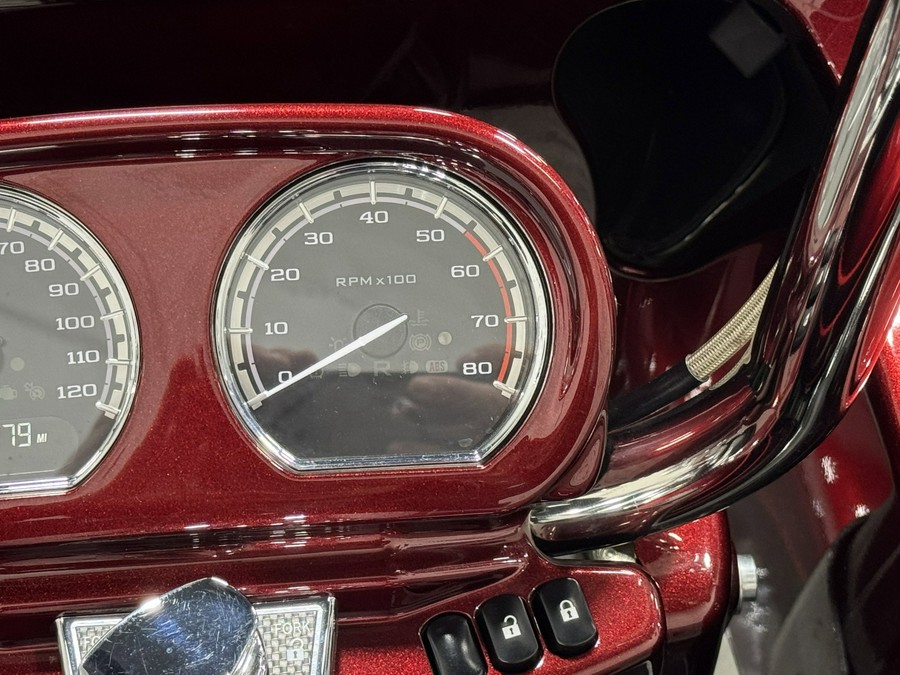 2015 HARLEY DAVIDSON ROAD GLIDE CVO