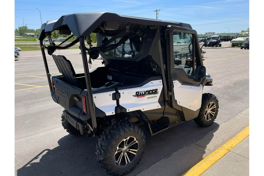 2016 Honda PIONEER 1000-5 DELUXE Base