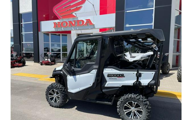 2016 Honda PIONEER 1000-5 DELUXE Base