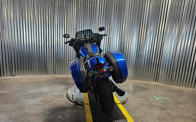 2025 Harley-Davidson Low Rider ST Blue Burst
