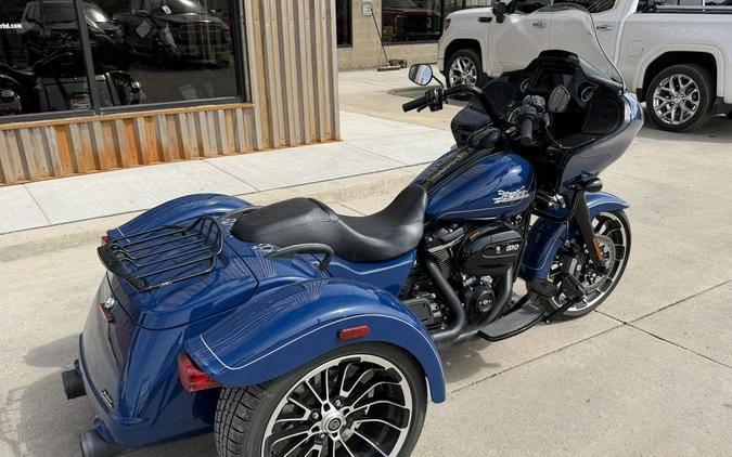 2023 Harley-Davidson® FLTRT - Road Glide® 3