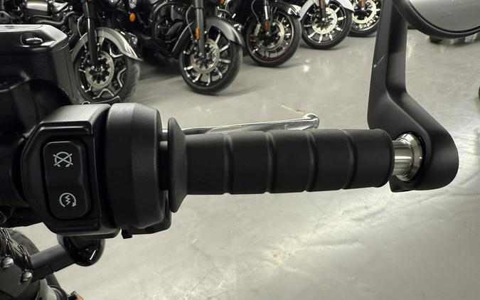 2026 Indian Scout Bobber Limited w/ Tech