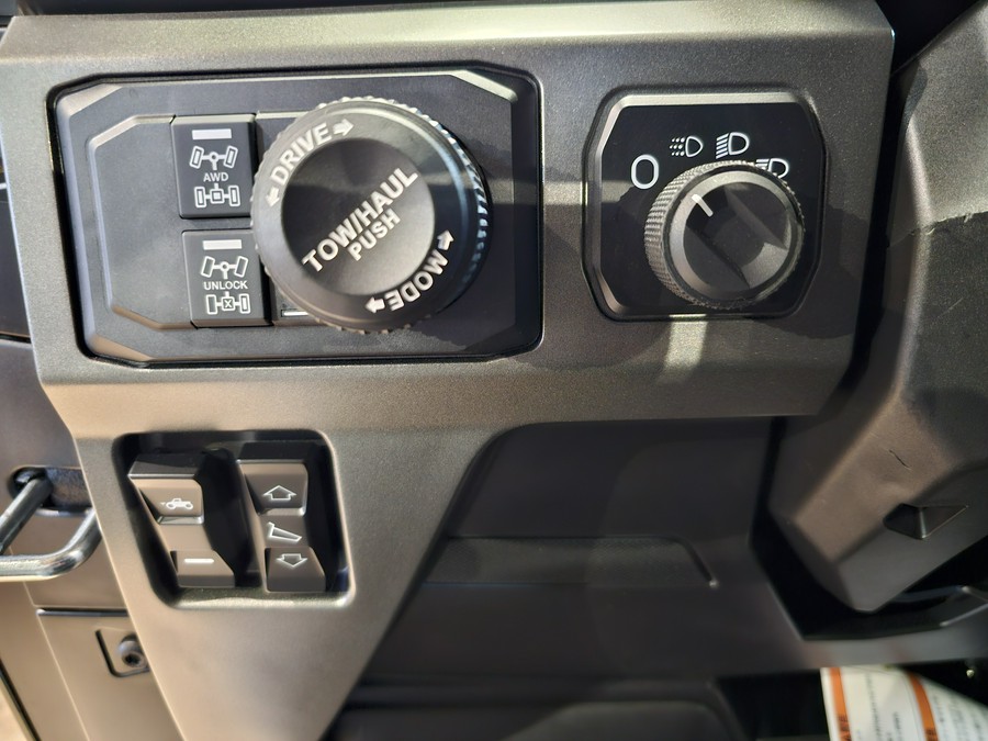 2026 POLARIS RANGER CREW XD 1500 Northstar Edition Ultimate Treeline Green Metallic - 109930