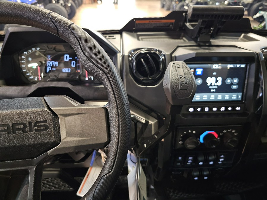 2026 POLARIS RANGER CREW XD 1500 Northstar Edition Ultimate Treeline Green Metallic - 109930