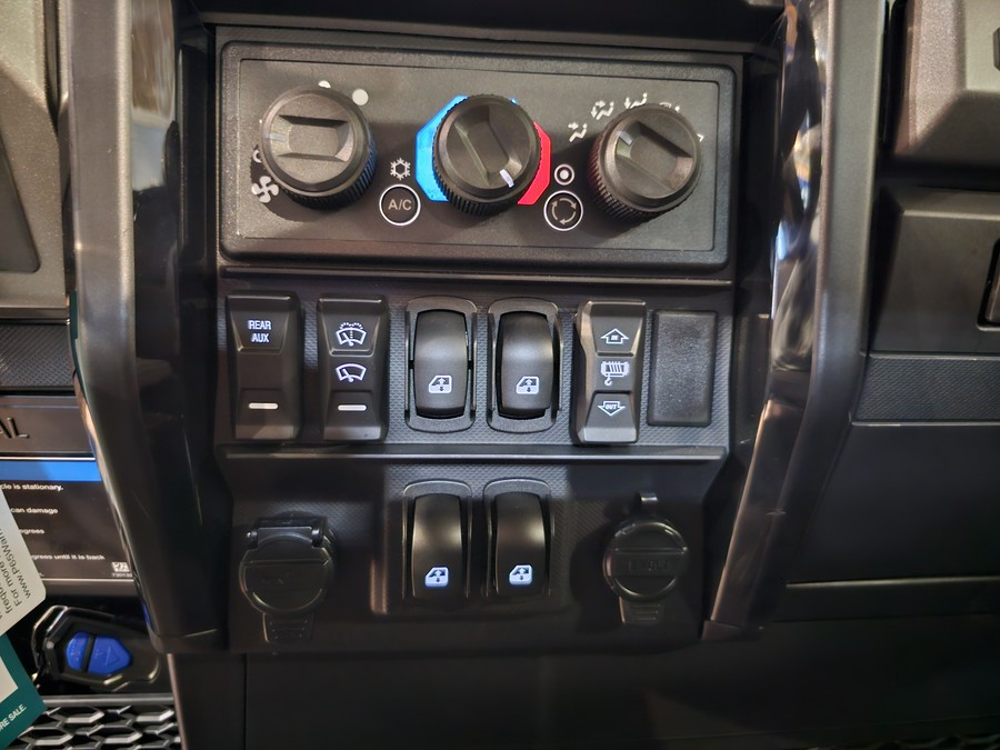 2026 POLARIS RANGER CREW XD 1500 Northstar Edition Ultimate Treeline Green Metallic - 109930