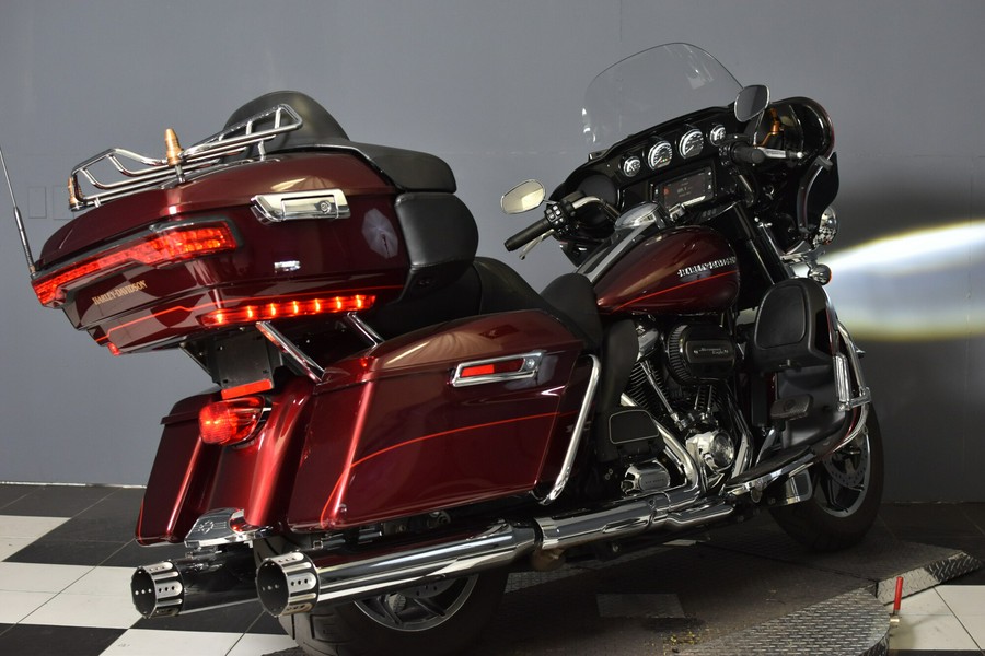 2017 Harley-Davidson Ultra Limited FLHTK