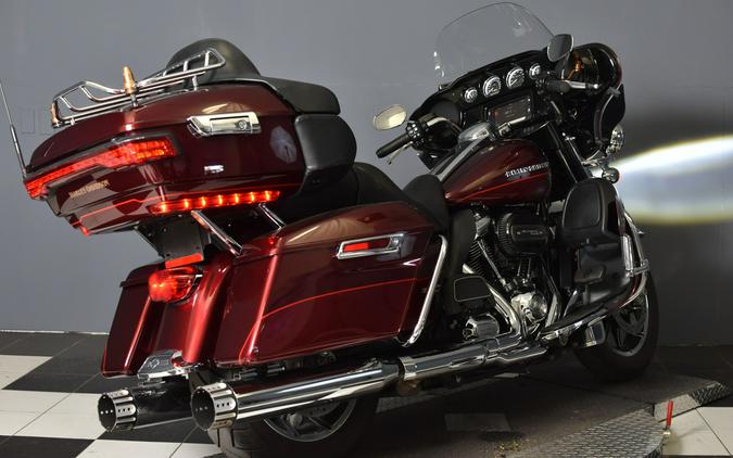 2017 Harley-Davidson Ultra Limited FLHTK