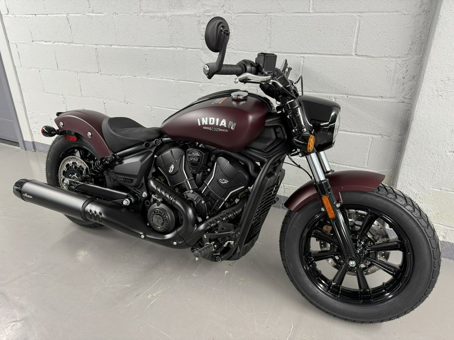 2026 Indian Scout Bobber Limited w/ Tech
