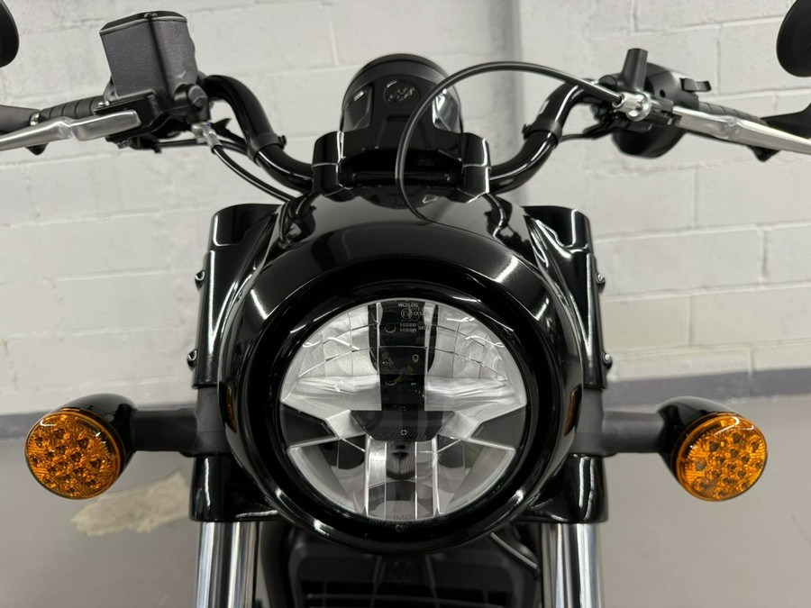 2026 Indian Scout Bobber Limited w/ Tech
