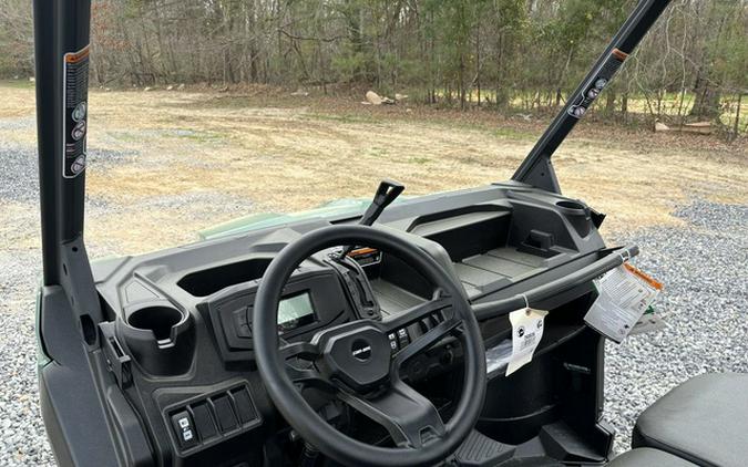 2025 Can-Am Defender DPS HD10 Compass Green