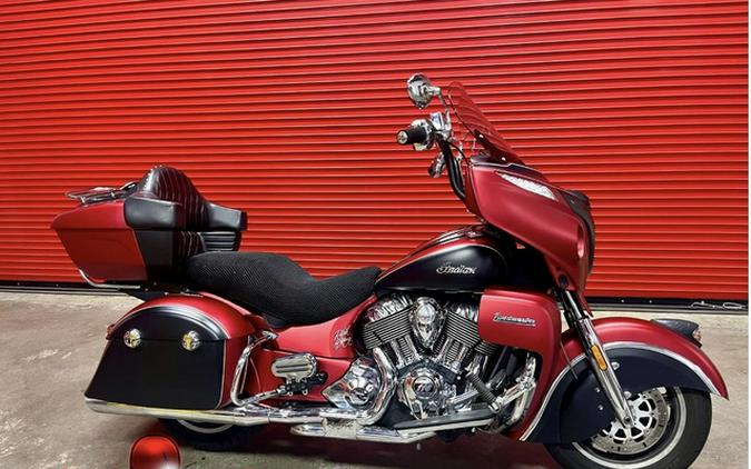 2017 Indian Roadmaster Icon Mesa Red Smoke & Thunder Black